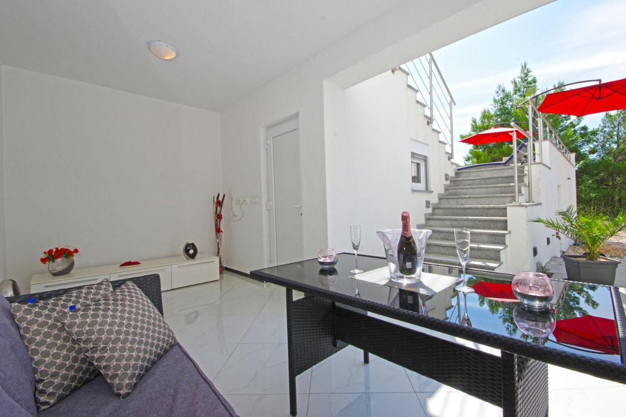 Villa Inis Makarska Zewnętrze zdjęcie