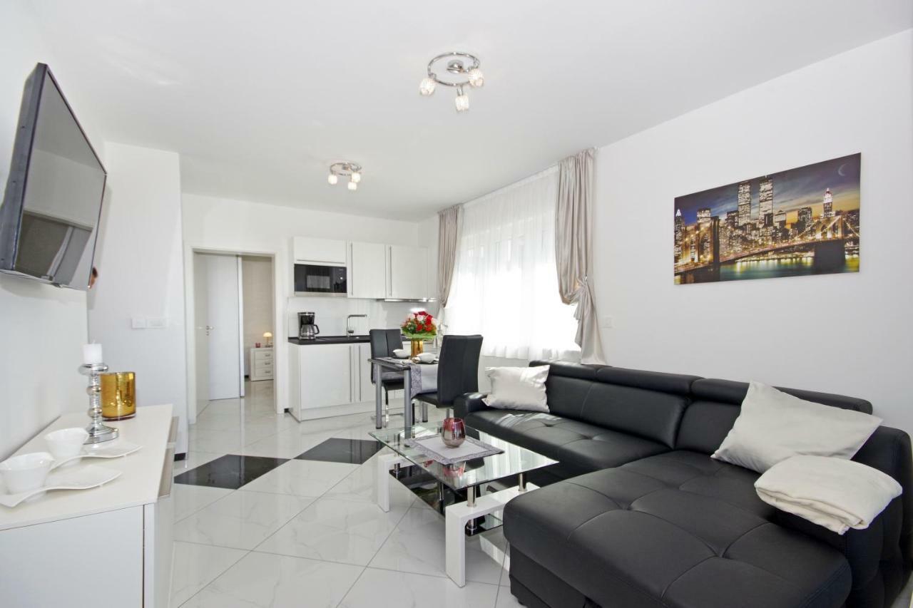 Villa Inis Makarska Zewnętrze zdjęcie